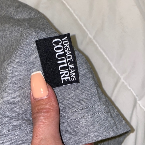 Versace gray t shirt - Picture 3 of 4